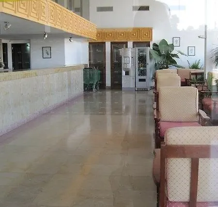 Ariadna アパート *